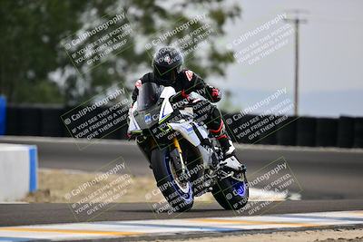 media/Apr-18-2025-TrackDaz (Fri) [[45f5874c44]]/B Group/Session 4 (Turn 6 - Outside)/